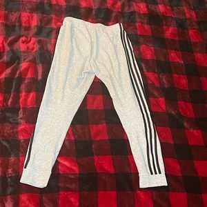 Adidas kids sweat pants. Worn about 3-5 time, however it feels like brand new.